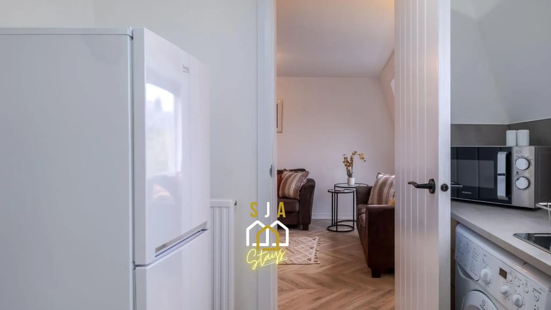 Hardgate Hideaway - Sja Stays - 2 Bed Apartment Aberdeen